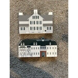The Cat's Meow Village Currituck Beach Roanoke‎ Island Inn Wood Decor